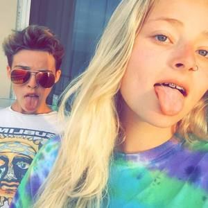 Meet your Posher, Savannah